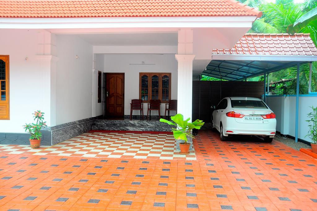 Grace Guest Home Thrissur Eksteriør billede