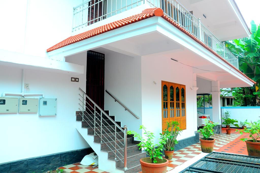 Grace Guest Home Thrissur Eksteriør billede